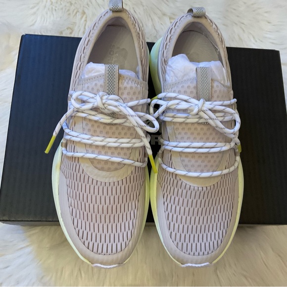 Sorel Kinetic Impact Lace Up Sneakers - Size 8 - New in Box - Picture 4 of 12